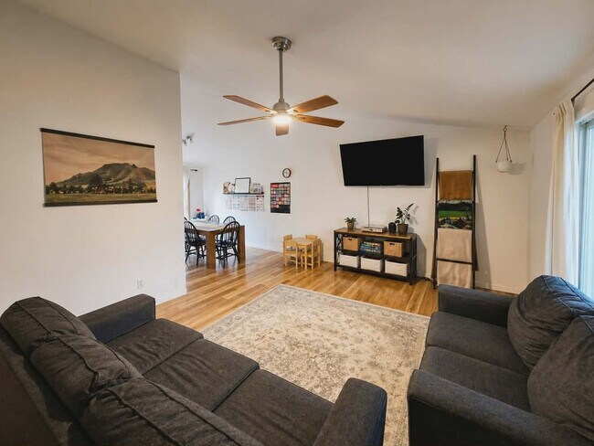 Building Photo - Must See 3 BED/2 Bath Rambler in Heart of Yelm Available 6/10/26! Close to JBLM!!!