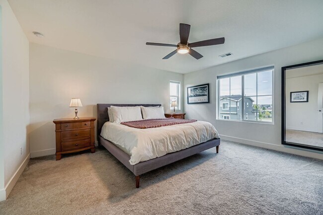 Building Photo - Gorgeous contemporary home in Morgan Hill,...