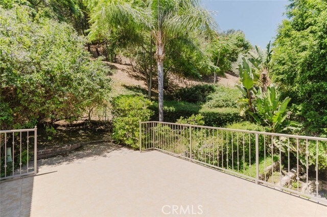 Building Photo - 11036 Fruitland Dr