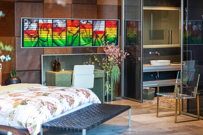 Building Photo - 8356 Sunset View Dr