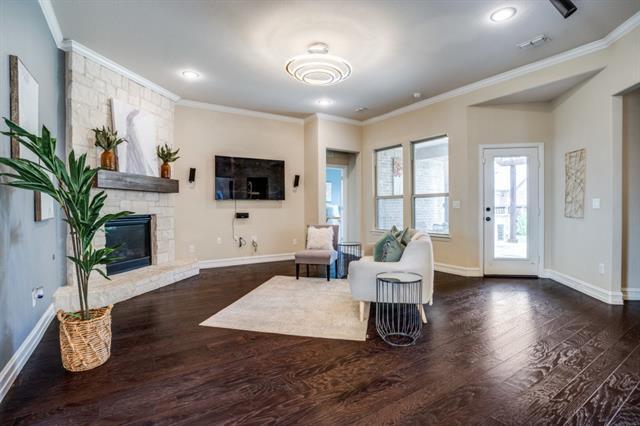 Building Photo - 1060 Enchanted Rock Dr