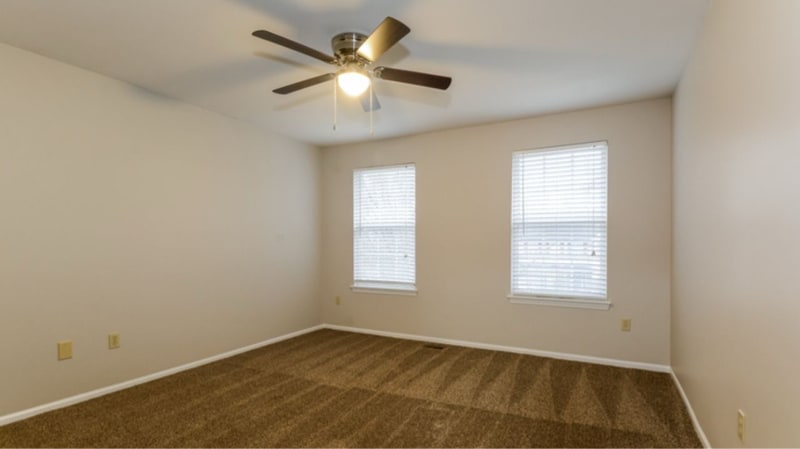 Building Photo - 805 Arlington Glen Dr