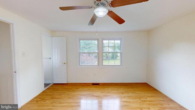 Building Photo - 4025 Chelmont Ln