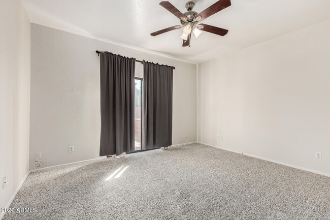 Building Photo - 743 E Pepper Dr