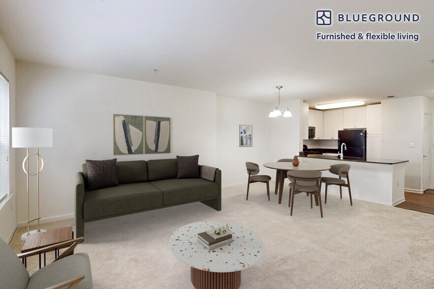 Building Photo - 1563 Onyx Dr