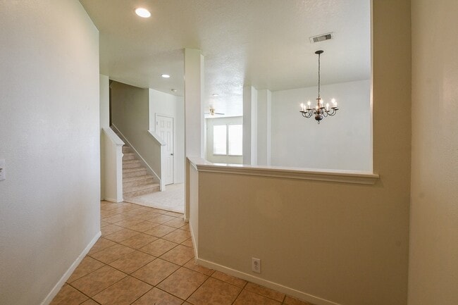 Building Photo - 3043 Feather Green Trail