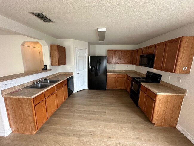 Building Photo - Charming 3BR Home in Kensington Ranch Near Cibolo Creek!