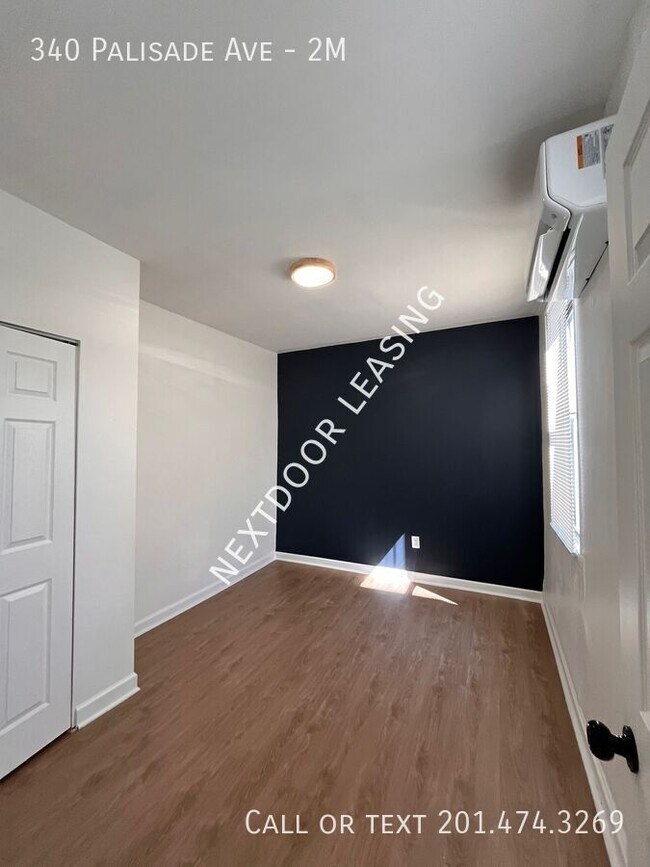 Building Photo - 340 Palisade Ave