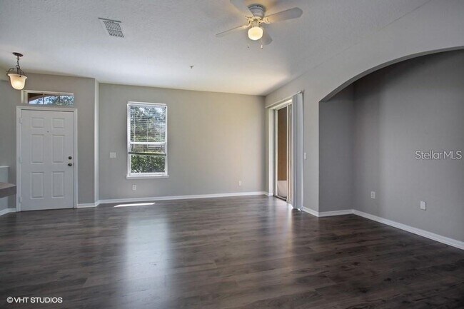 Building Photo - 6514 S Goldenrod Rd