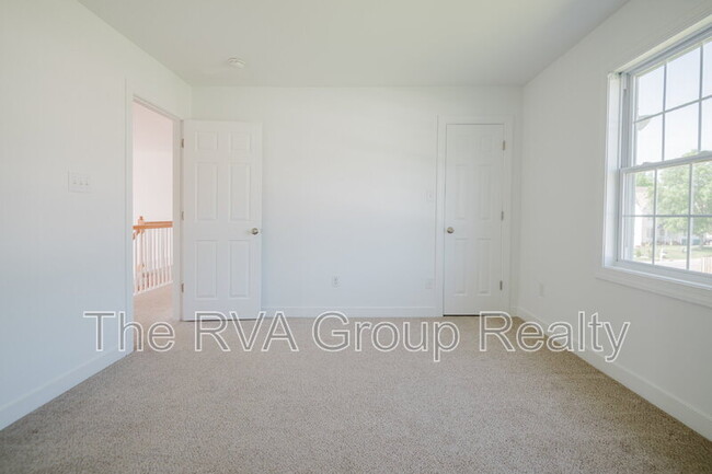 Building Photo - 4900 Lofton Dr