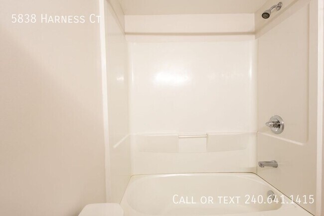 Building Photo - 5838 Harness Ct