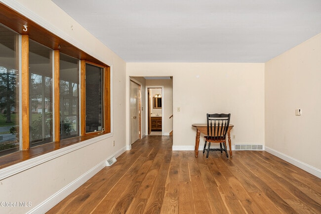 Building Photo - 3 Springwood Manor Dr