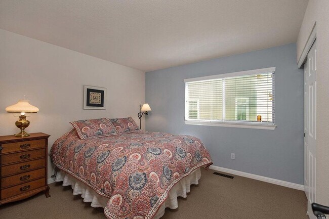 Building Photo - 308 Wood Rose Ct