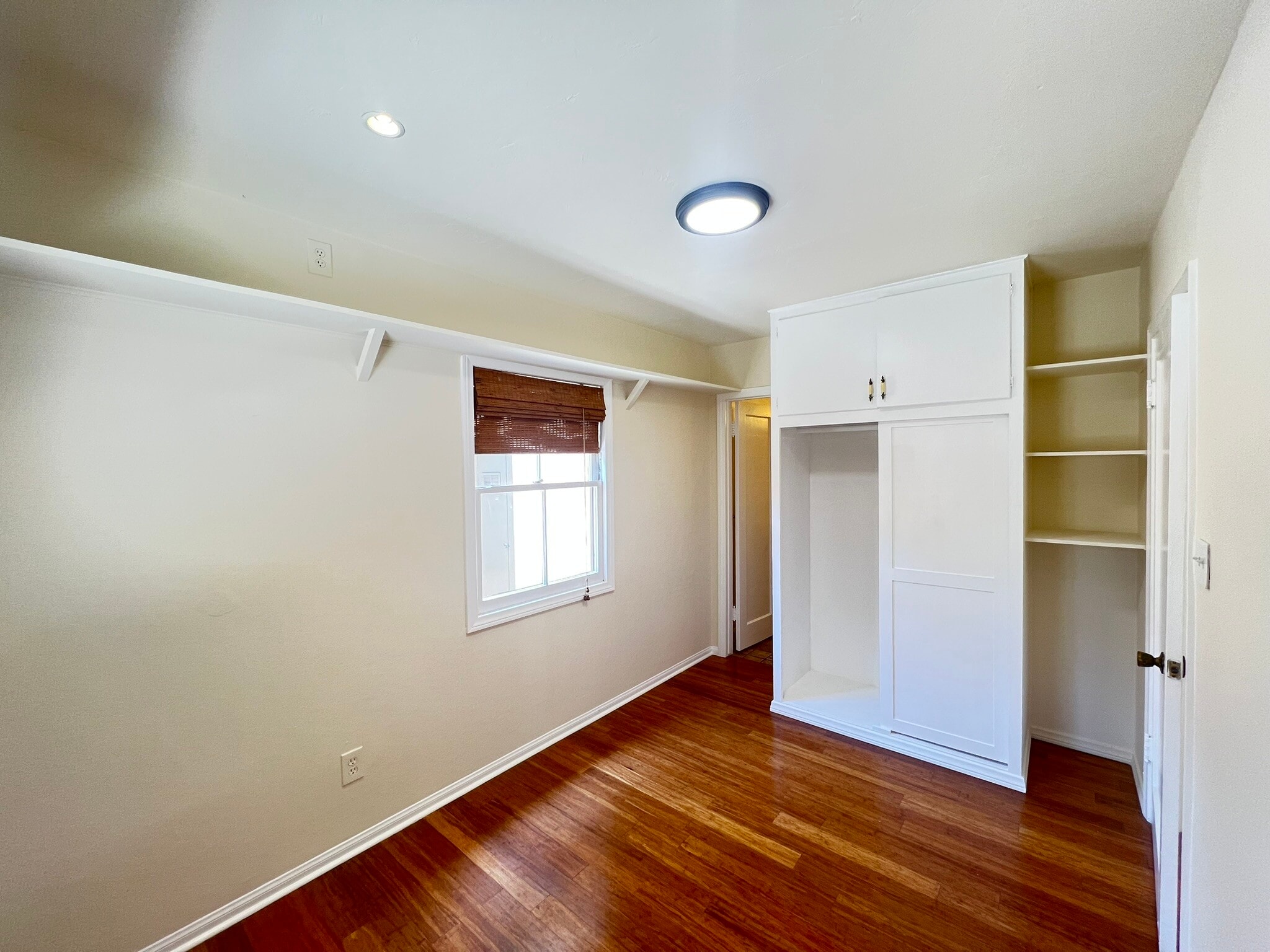 Building Photo - 2019 Cypress Ave