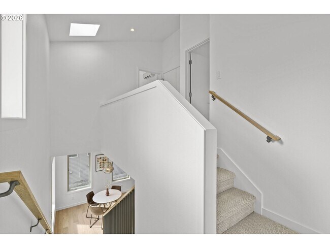 Building Photo - BRAND NEW stylish and modern Mt. Tabor stunner! Available Now!!