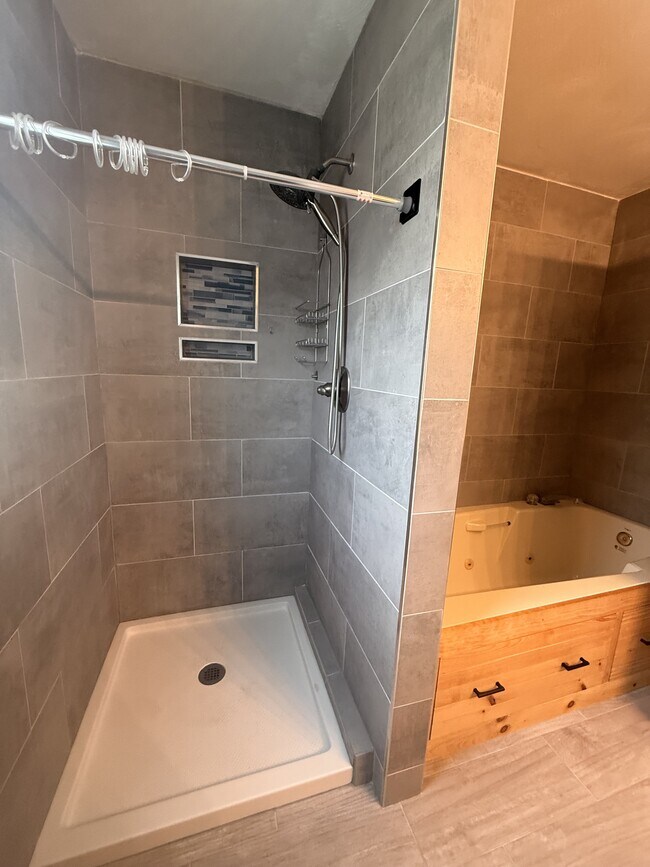 Building Photo - 1949 Arlington Arch Dr