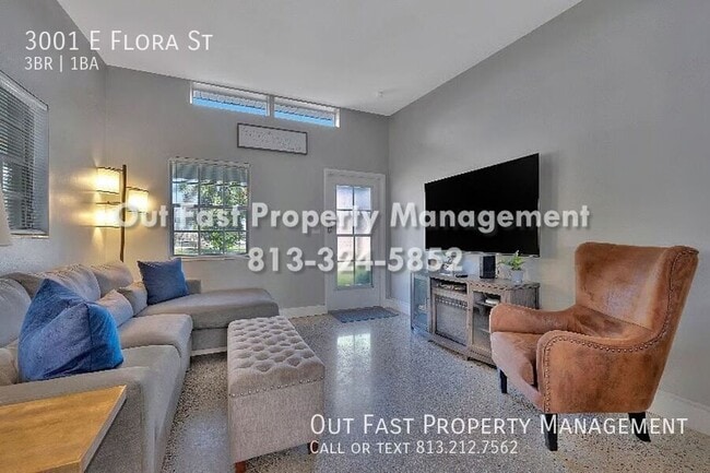 Building Photo - 3001 E Flora St