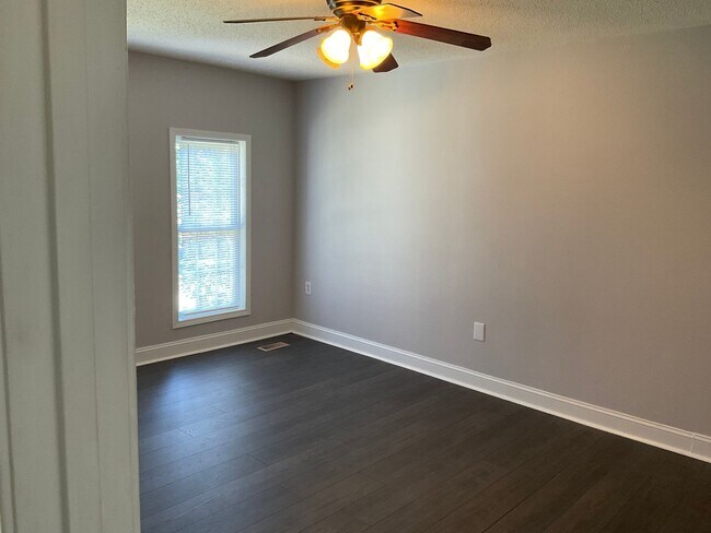 Building Photo - 7502 Anchors Aweigh Ln