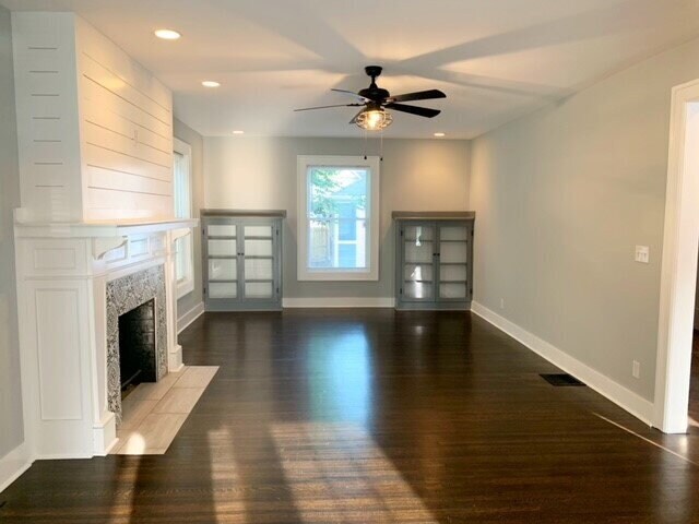 Building Photo - COLLEGE AVE- PROFESSIONALLY REMODELED 5BR/3/5BA HOME AVAILABLE NOW!