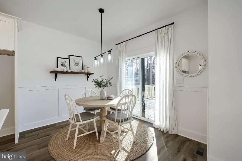 Building Photo - 1022 Trinity Rd