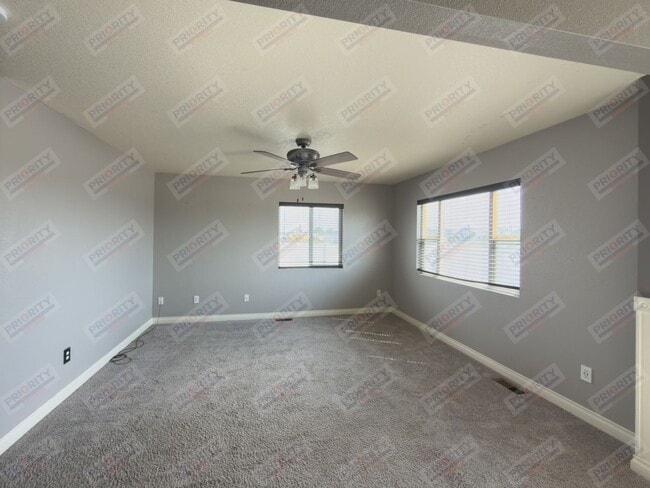 Building Photo - 3301 Quacker Ave