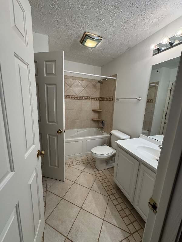 Building Photo - 1112 Greywood Dr