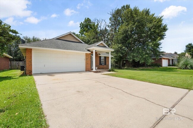 Building Photo - 21570 Palmer Ct
