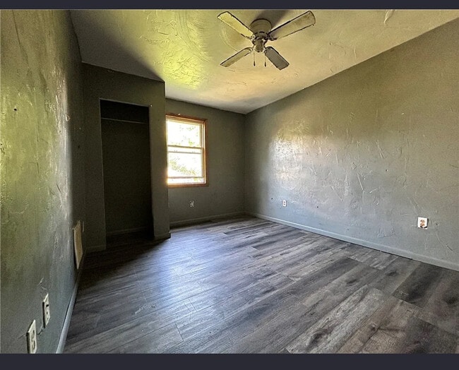 Building Photo - 2405 Harrison St