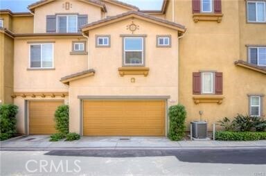 Building Photo - 22919 Mariposa Ave