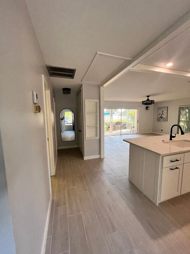 Building Photo - 4 Antigua Cir