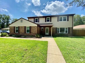 Building Photo - Welcome to this charming home in Virginia ...