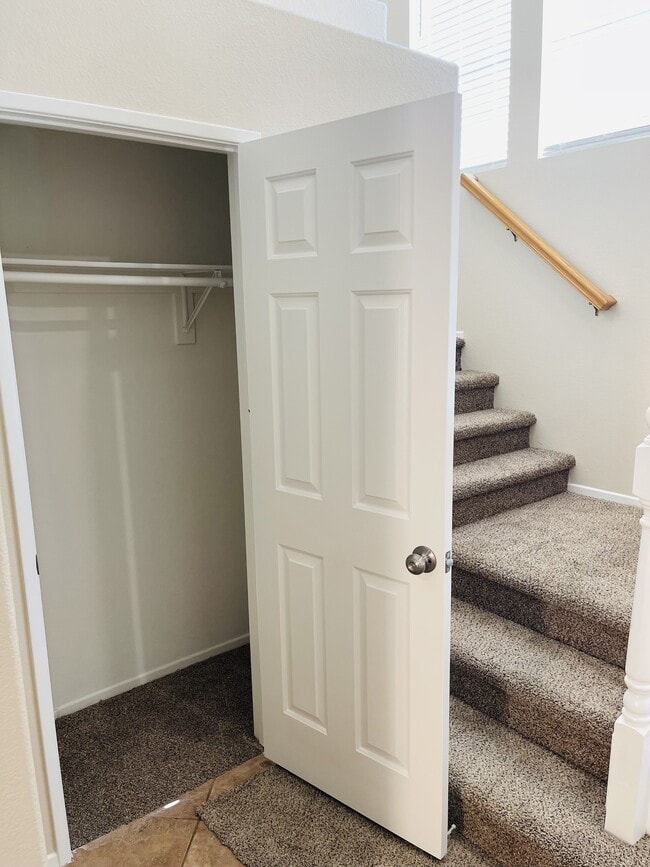 Building Photo - 26331 Arboretum Way