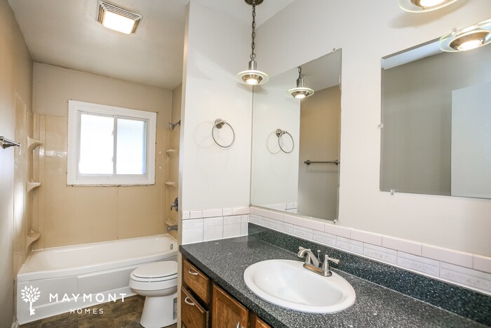 Building Photo - 3149 Christopher Ln
