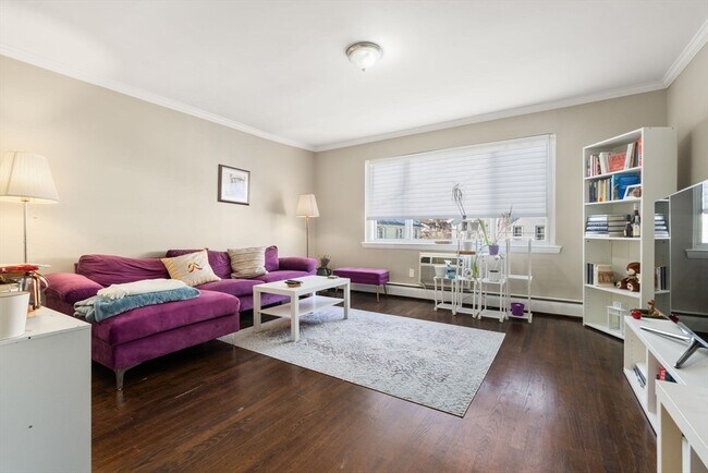 Building Photo - 71 Oxford Ave