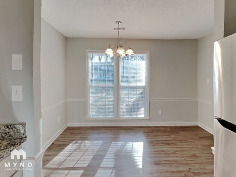 Building Photo - 6513 Old Meadow Rd