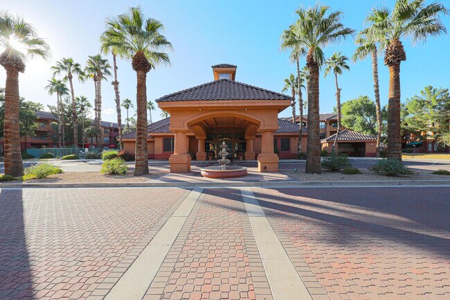 Building Photo - 14950 W Mountain View Blvd