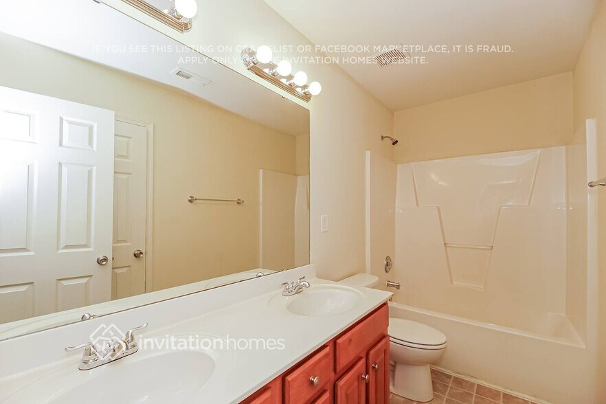 Building Photo - 3411 Crutchfield Pl