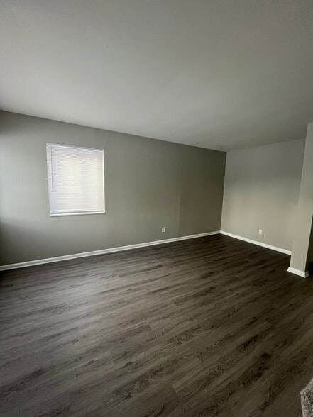 Building Photo - Sanborn Place