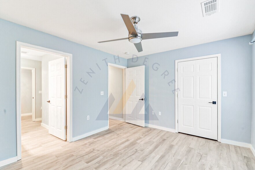 Building Photo - 50 Pebble Beach Cv