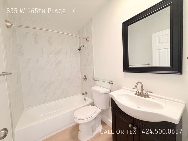 Building Photo - 835 W 165th Pl