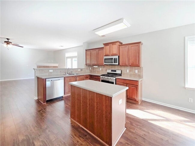 Building Photo - 5425 Fieldfreen Dr