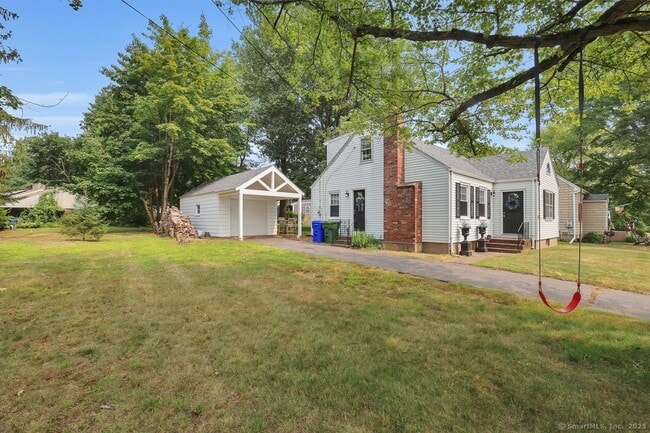 Building Photo - 3 W St Hts