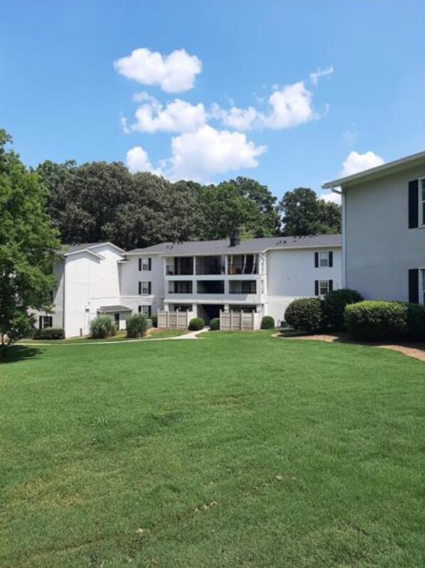 Building Photo - 1500 Collier Rd NW