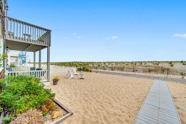 Building Photo - 804 Oceanfront