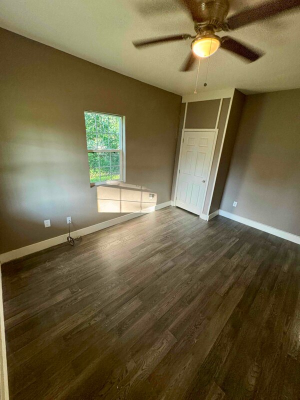 Building Photo - 120 W 18th St