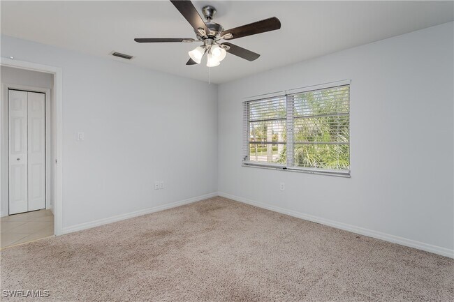 Building Photo - 180 Cypress Way E