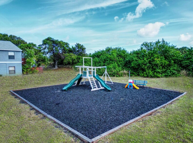 Building Photo - 7 Crossings Cir