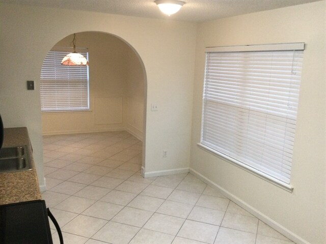 Building Photo - 7212 Glendyne Dr S
