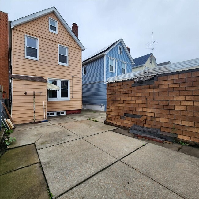 Building Photo - 89-21 172nd St