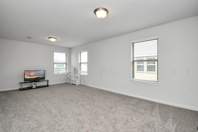 Building Photo - 5411 Cavall Rd